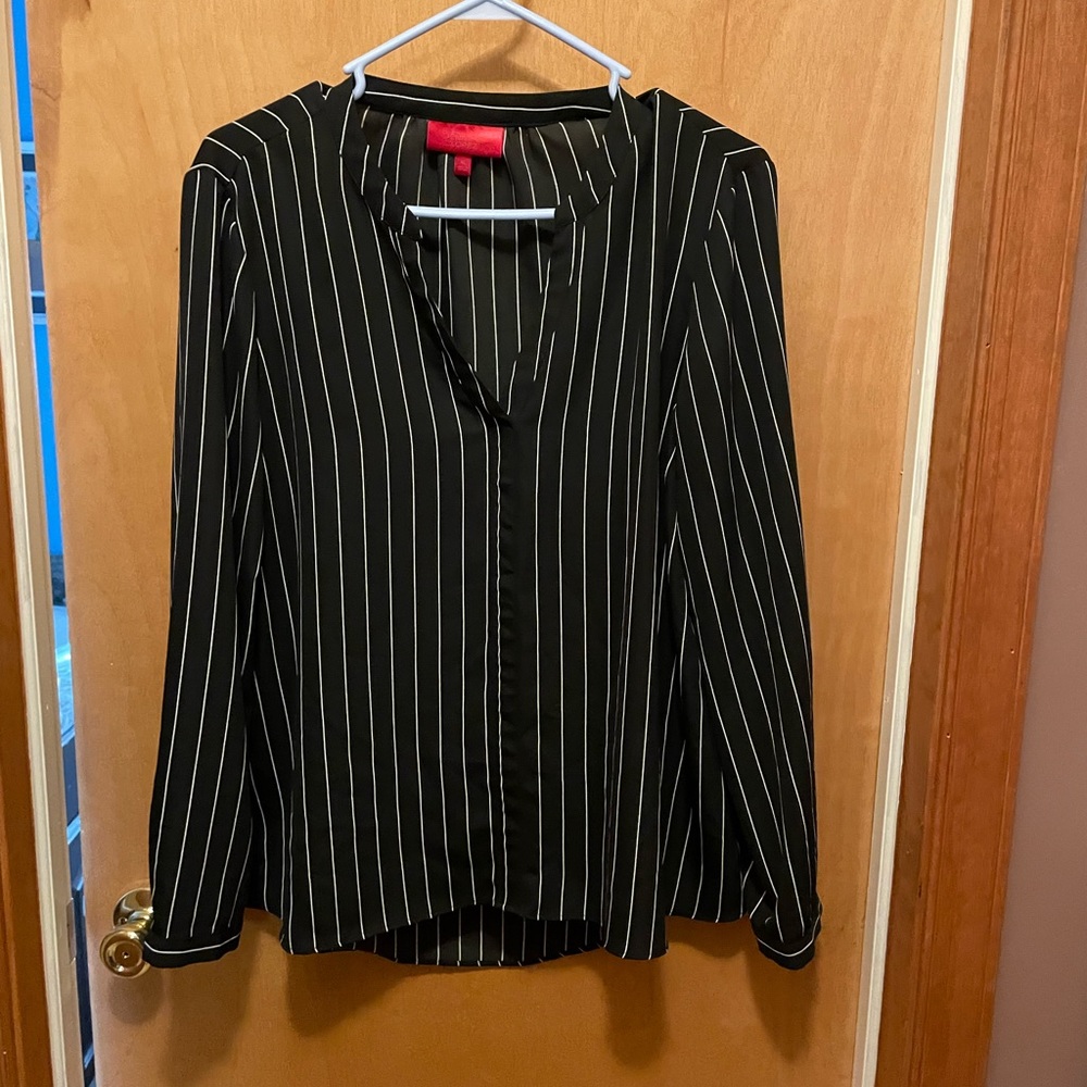 Jennifer Lopez work shirt xl. Worn once